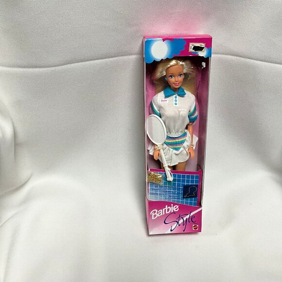 Mattel Barbie Doll Style 12291 Tennis Player Tennis Racket Outfit Necklace - Picture 1 of 3